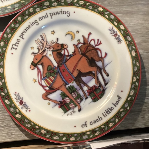 A Christmas Story..Series 2 salad plates set of 4 - Picture 5 of 5